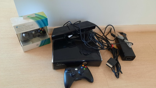 Xbox 360 Microsoft Slim 250gb + 2 Controles Hdmi E Wi-fi, 4 Jogo A Escolha Alem Do Kinect Adventures  Resto Vendido Separado