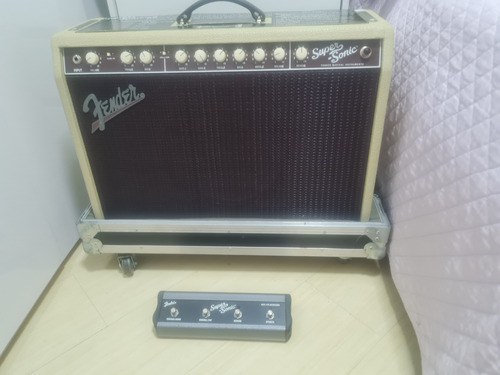 Amplificador Fender Super-sonic Series 22 Combo Valvular 
