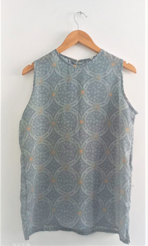 Blusa De Gasa En Talle 2 Impecable