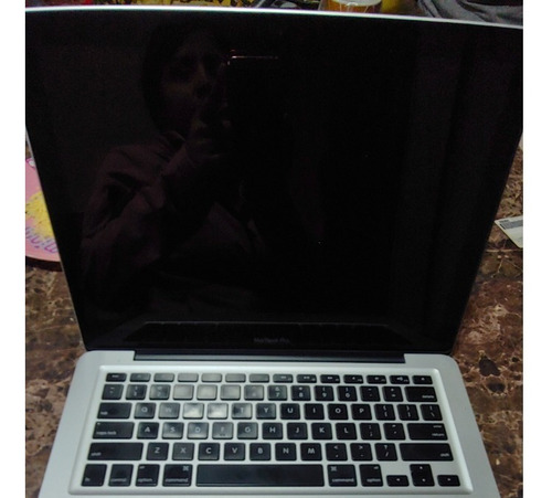 Macbook Pro 13-inch, Mid 2009 Core 2 Duo