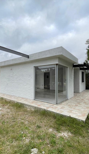 Venta Casa 2 Dormitorios En Bello Horizonte - Imagen 3