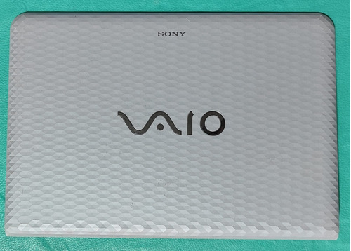 Tapa Para Laptop Sony Vaio Pcg-61b11u Usada