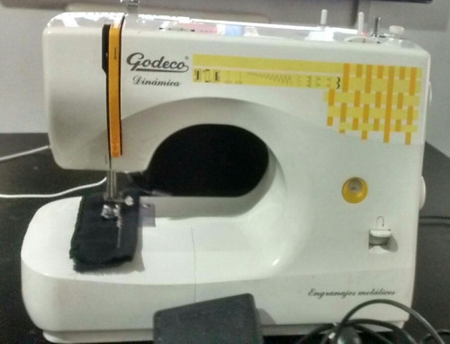 Maquina De Coser Godeco Dinamic