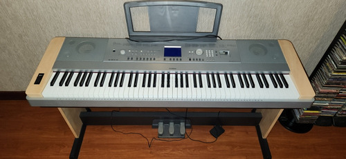 Teclado Yamaha Dgx-640c Usado