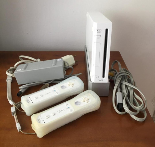 Console Nintendo Wii + 2 Controloles Rvl-001 (usa)