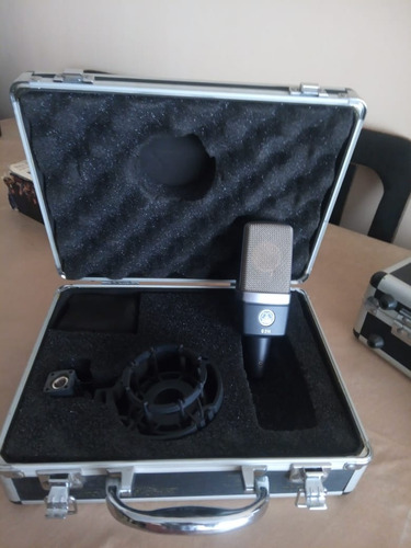 Micrófono Akg C214 Condensador Cardioide Color Negro