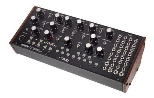 Moog Mother-32