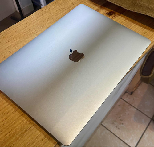 Apple Macbook Pro