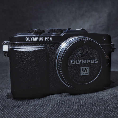 Olympus Pen Epl7 + 2 Lentes 