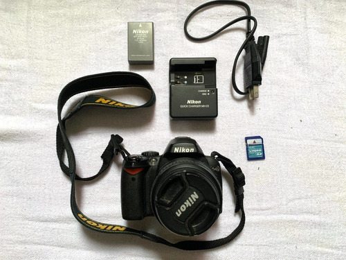 Camera Nikon D40