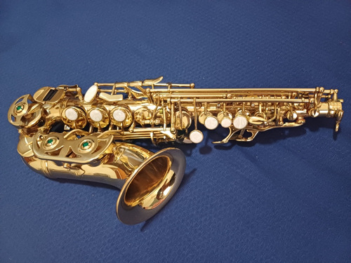 Saxofone Soprano Curvo Eagle Sp508