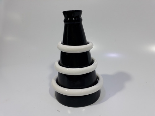 Vaso Porcelana Preto Com Argolas De Porcelana Branca - 20 Cm