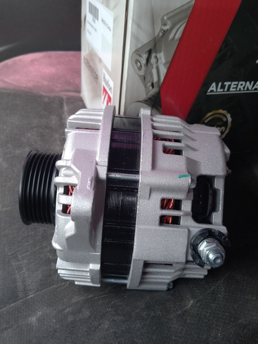 Alternador Nissan Altima 3.5 Foto 2