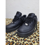 Nike Air Force One Negras 
