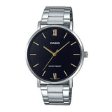 Reloj De Pulsera Casio Dress Mtp-vt01 De Cuerpo Color Plateado, Analógico, Para Hombre, Fondo Negro, Con Correa De Acero Inoxidable Color Plateado, Agujas Color Dorado, Dial Dorado, Bisel Color Platea