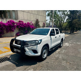 Toyota Hilux 2017 Doble Cabina Estandar Aire Acondicionado 