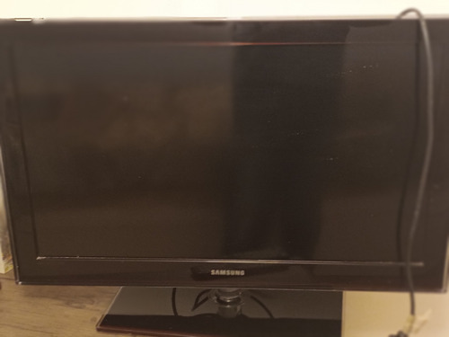 Tv Con Pantalla Rota, Funciona, Para Repuestos