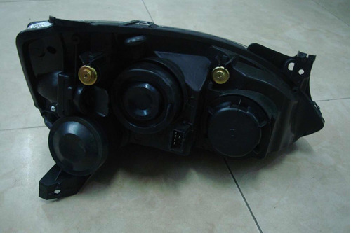 Faros Chevrolet Montana Y Corsa Evolution 2003/2011 Foto 4