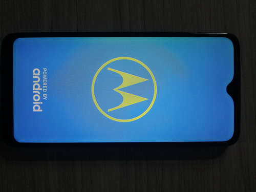 Motorola G8 Play Usado, Pantalla Con Mancha Amarilla