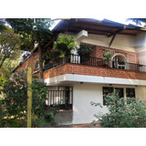 Venta  Casa Unifamiliar, En Medellin Santa Lucia  (y 2 Apartaestudios)