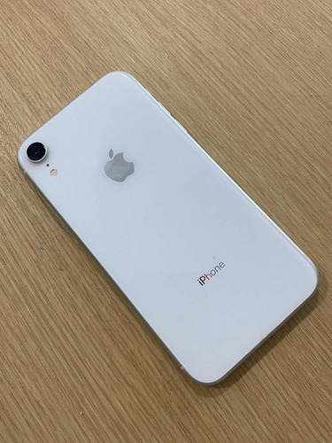 iPhone XR 64g Blanco