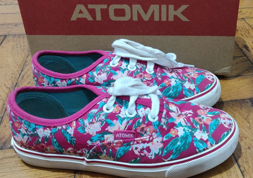 Zapatillas Floreadas Marca Atomik Para Nenas