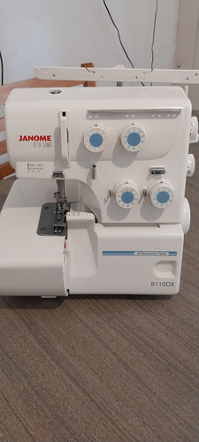 Overlock Janome 