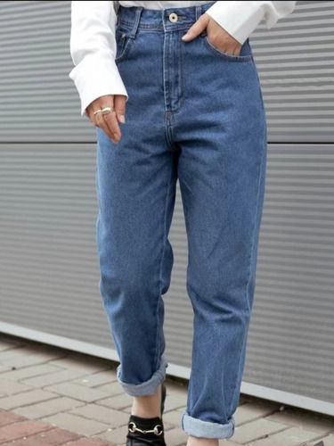 Calça Jeans Feminina Mom Hot Pant Cintura Alta Tendência