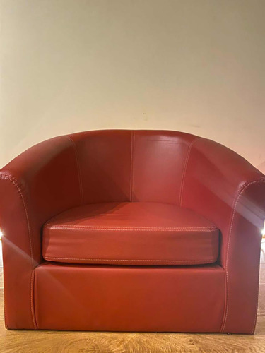 Sillón Rojo Semi-nuevo Excelente Estado. 2 Unidades