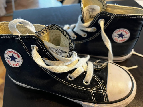 Zapatillas Converse Para Niños. Solo 1 Uso. 