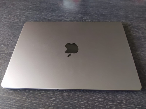 Macbook Air M2 2022 Gris Espacial 13.6  8gb De Ram 256gb Ssd