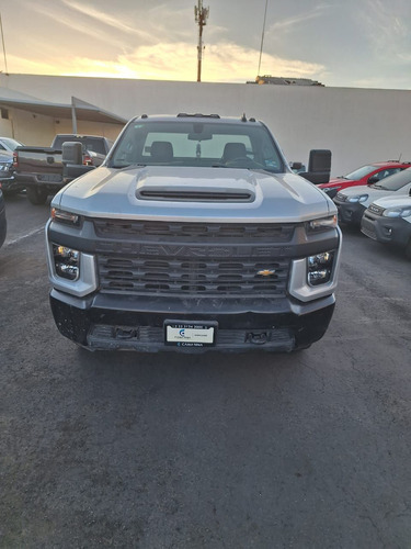 Chevrolet Silverado 2021