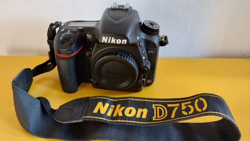  Nikon D750 Dslr Apenas O Corpo