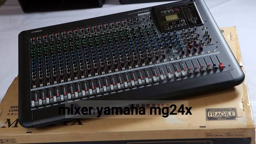 Consola Yamaha Mg24x