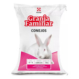 Alimento Para Conejos Granja Familiar Purina 5k Vitaminado