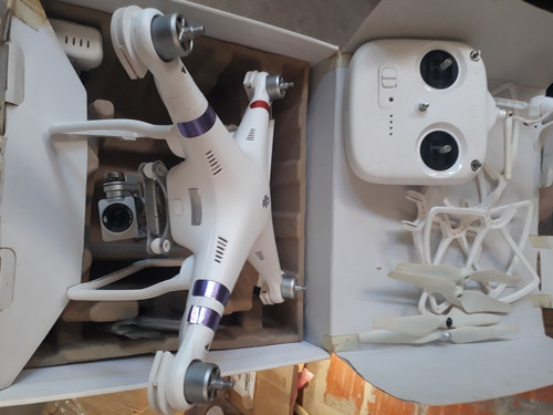 Dji Phantom 3 Standard.  Cámara 2.7k Blanco 5.8ghz 1 Batería