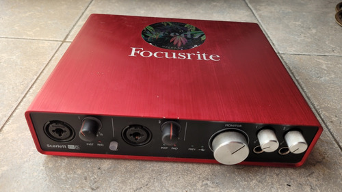  Focusrite Scarlett 6i6 2da Generacion - Interfaz De Audio 