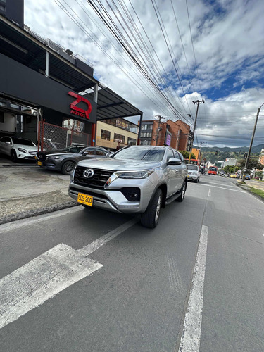 Toyota Fortuner 2021 2.7l