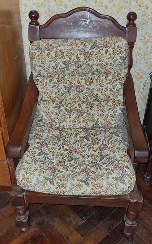 Sillon De Algarrobo 1 Cuerpo Con Almohadon  Excelente Estado