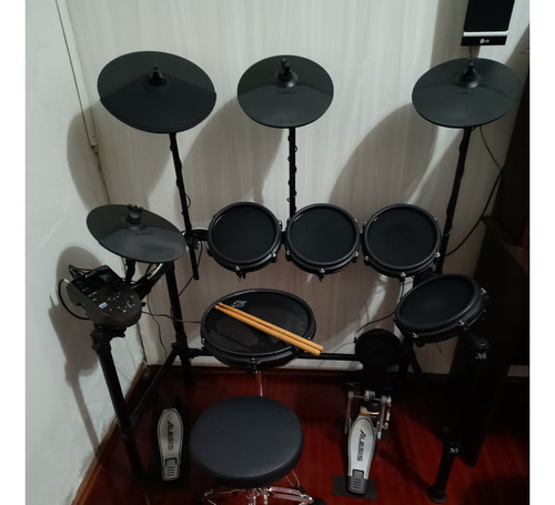 Bateria Alesis Nitro Mesh Customizada. Leia O Anúncio.