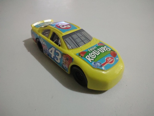 Vehículo A Escala 1:64 General Mills, Betty Crocker43 Nascar