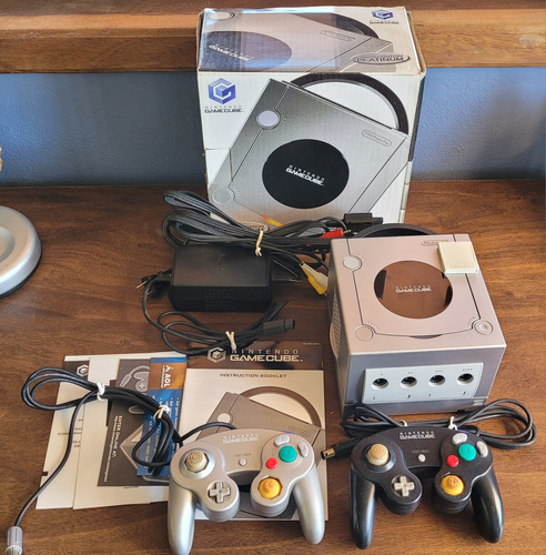 Console Nintendo Game Cube Platinum Limited Completo + Jogo Leia