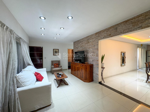 Venta Casa 4 Ambientes Con Quincho Piscina Y Cochera En Haedo - Imagen 4