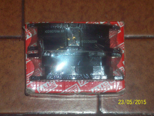 Pastilla De Freno Delantero Toyota Yaris 99-05 Foto 3