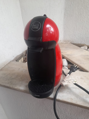 Cafeteira Dolce Gusto Usada (leia Descrição)