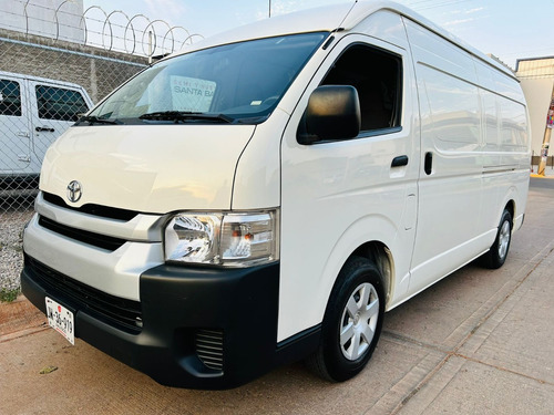 Toyota Hiace 2019