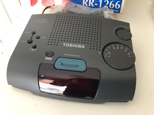 Rádio Relógio Toshiba Rr-1266 Rarissimo Novo