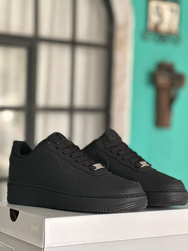 Air Force 1 Negro Clasico