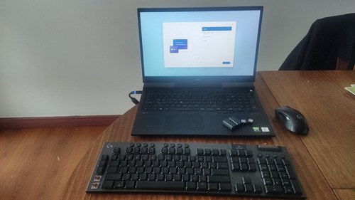 Dellg7 7700 I7,ram64gb,ssd512gb,rtx2070+logitech G703 Y G915