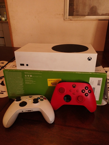 Consola Xbox Series S Digital 512gb Ssd +joystick